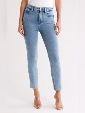 Good American Good Classic Jeans